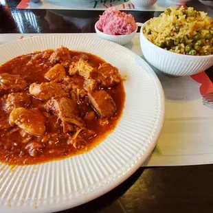 Creole chicken, black rice and peas and - of course - pink potato salad...yummy!!!