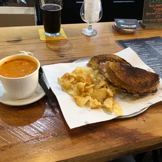 TAMPA CUBAN