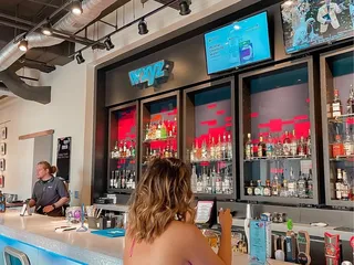 W XYZ Bar