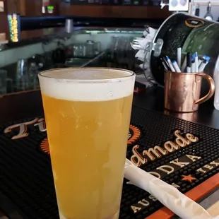 Breckenrodfe juicy drop Hazy IPA on draft