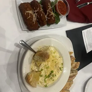 Appetizers:  The Pioneer Mill's Artichoke Dip and Mozzarella Sticks.