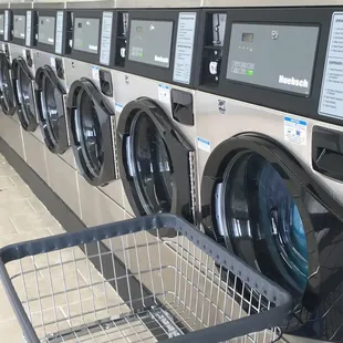 Rockport, Texas Laundromats - Pirate Coin Laundry Center Newly renovated, clean and secure coin-op laundry washing &amp; drying facility.
