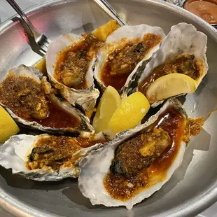 Oysters with medium Pirate&apos;s secret