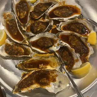 Steamed oysters