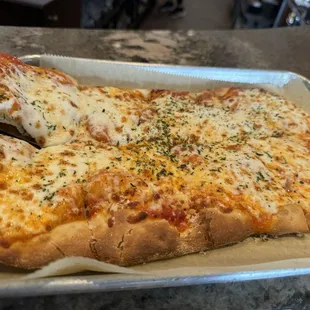 Cheese pizza
