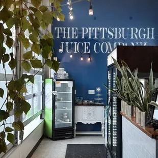 the entrance to the restaurant