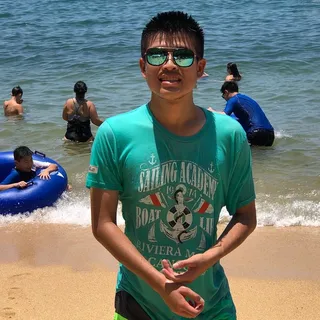 Bouldrboy ..