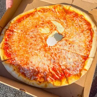 Cheese pizza