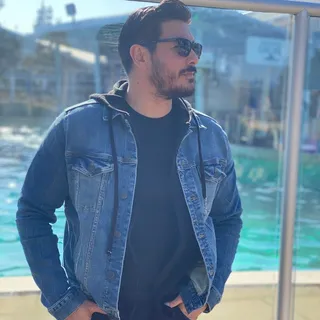 Cruz D.