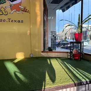 A stage? For maybe entertaining?