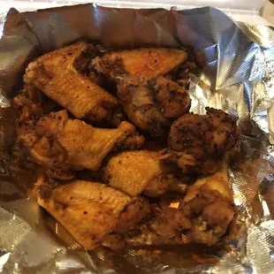 Medium wings