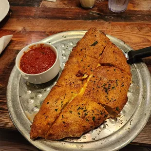 The full calzone meal