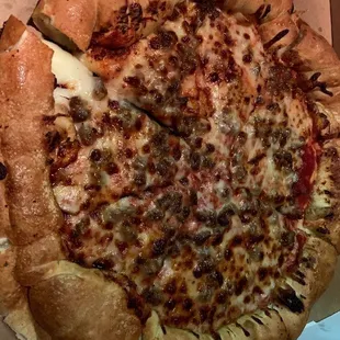 Large Stuffed Crust Beef Pizza