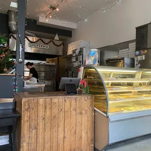interior, pizza