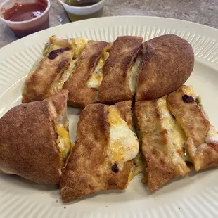 Jalapeño and Mozzarella stuffed Bread