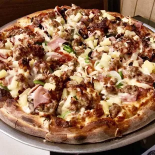 The Colossus Pizza... BAAAAAAAMMM!!!