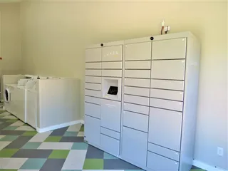 Shadowtree Apartments