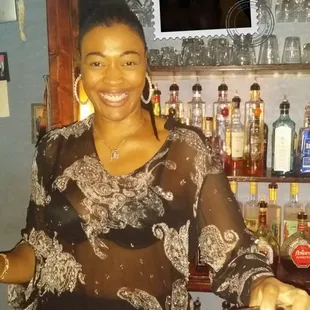 Pam, the best bartender, ever. Sexy and sophisticated!