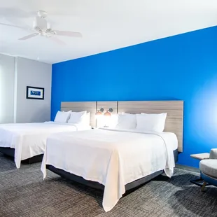 Deluxe Two Queen Room