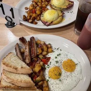 Eggs Benedict