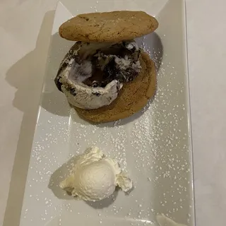 Gelato Sandwich