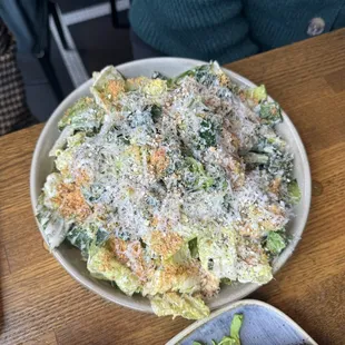 Kale and Romaine Salad