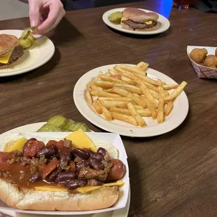 The Plaza Tavern & Grill