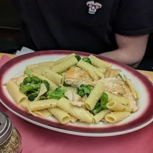 Chicken broccoli ziti