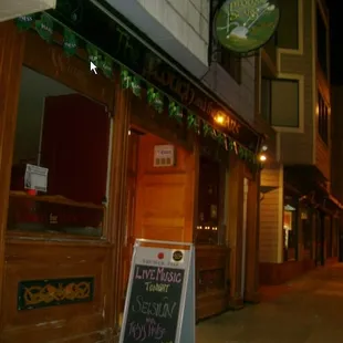 The Plough & Stars