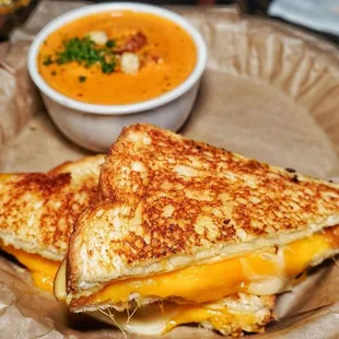 Grilled cheese sandwich with tomato soup