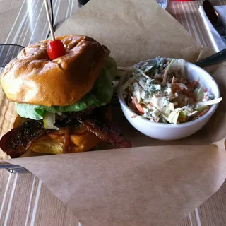 Regular 1/2 Pound Cheeseburger