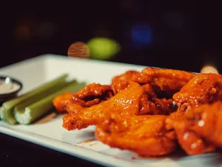 Wonders Bar & Grill