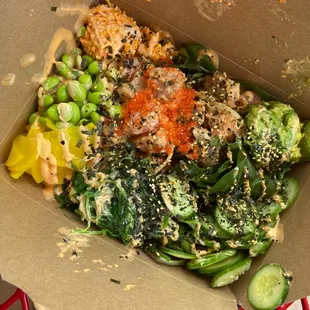 Salmon and albacore poke. Medium