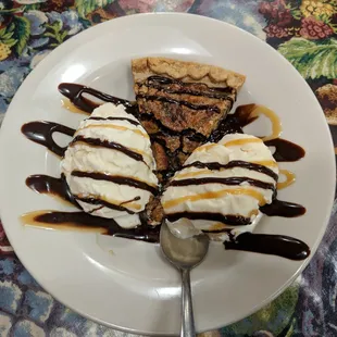 One of MANY homemade desserts