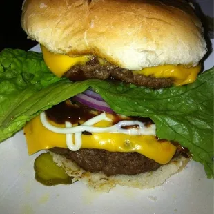 Double cheeseburger