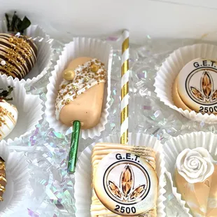 a box of chocolate covered strawberries