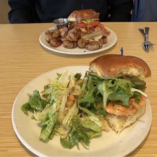 Salmon Burger