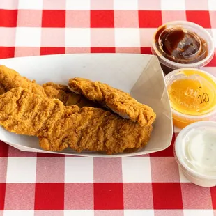 food, chicken wings and fried chicken