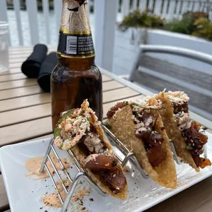 Poke tacos