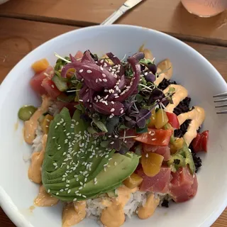 Black and White Tuna Poke Bowl