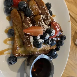 Crème brûlée French toast