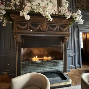 Floral on the mantle.
