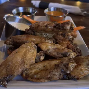Wings with sauce on the side were delish!