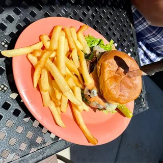 Mushrooms and Swiss Cheeseburger