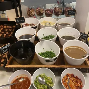 Sauce bar
