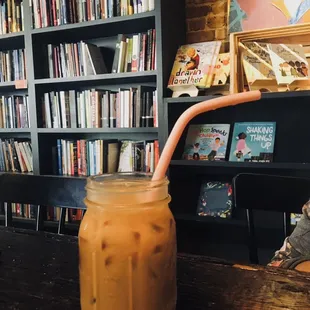 Iced Vanilla Latte (with my reusable straw)!