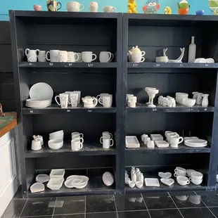 Some of the pottery options. They have at least half a dozen shelves of options.