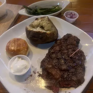 Brewmaster ribeye. Very good and very SALTY ! What h out if you are salt restricted.