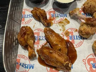 Mister B’s Pizza & Wings