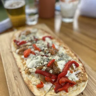 Roasted garlic flatbread